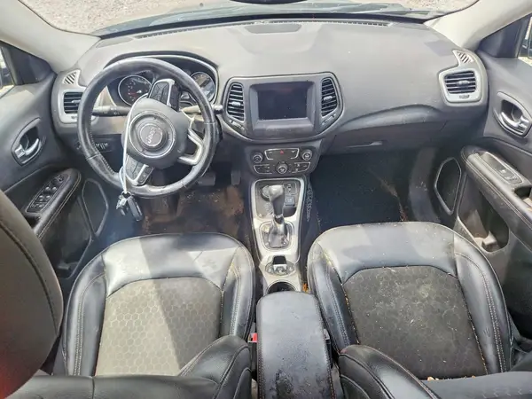 3C4NJDBB9JT346299 2018 JEEP COMPASS - Image 8