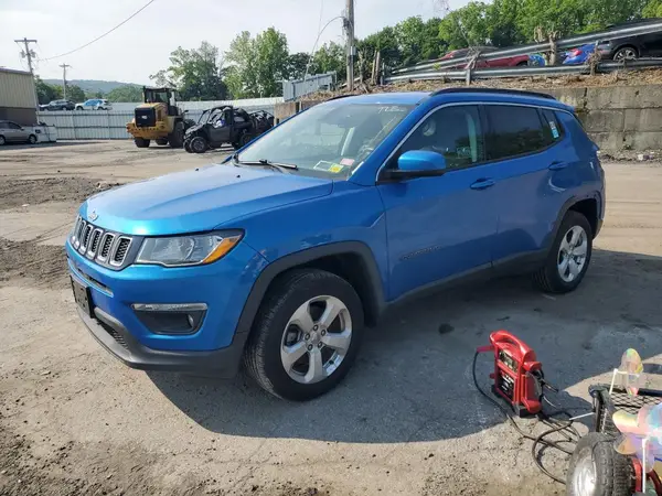 3C4NJDBB9JT349056 2018 JEEP COMPASS - Image 1