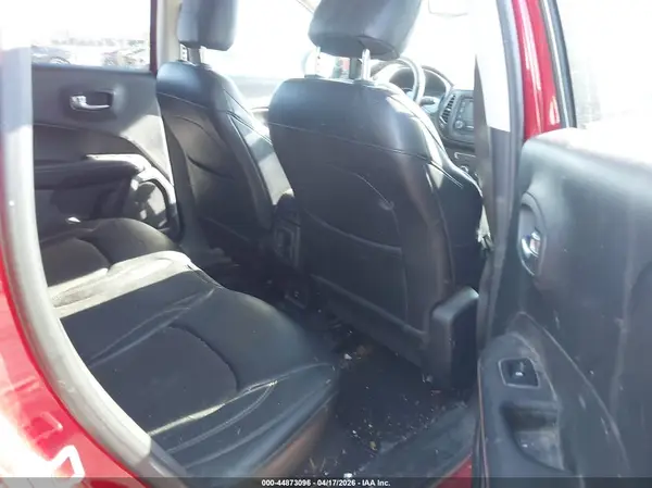 3C4NJDBB9JT350384 2018 JEEP COMPASS - Image 8