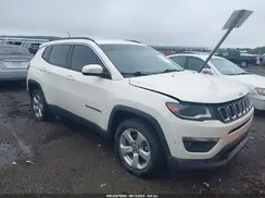 3C4NJDBB9JT359747 2018 JEEP COMPASS
