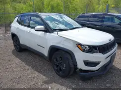 3C4NJDBB9JT394529 2018 JEEP COMPASS