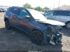 3C4NJDBB9JT394790 2018 JEEP COMPASS