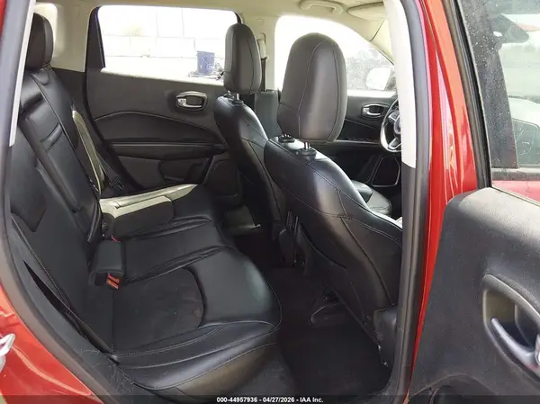 3C4NJDBB9JT397947 2018 JEEP COMPASS - Image 8