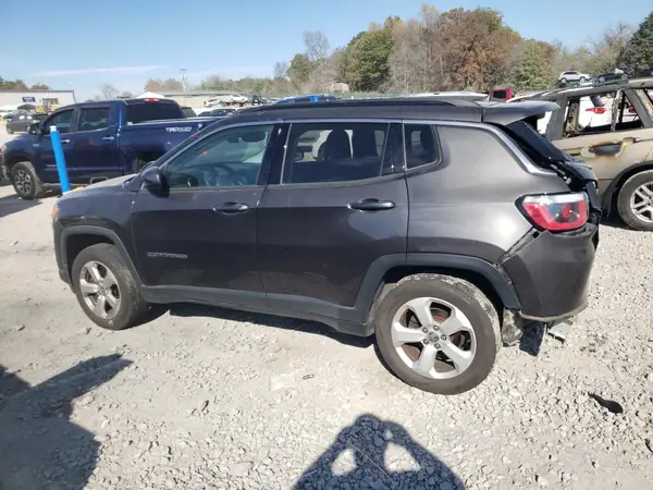 3C4NJDBB9JT398662 2018 JEEP COMPASS - Image 2