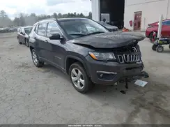 3C4NJDBB9JT399035 2018 JEEP COMPASS