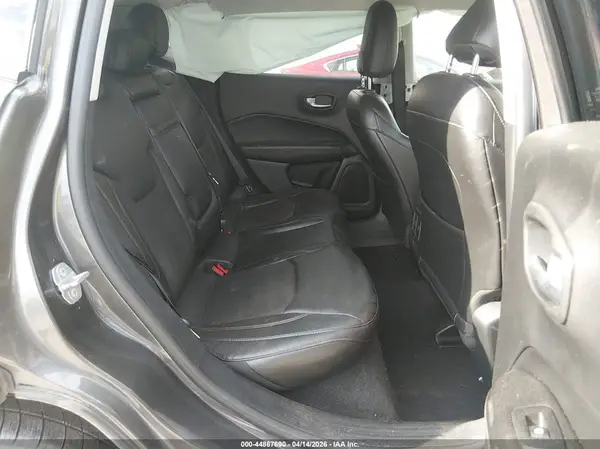 3C4NJDBB9JT399035 2018 JEEP COMPASS - Image 8
