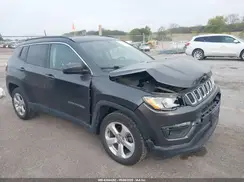 3C4NJDBB9JT401981 2018 JEEP COMPASS