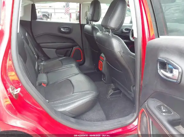 3C4NJDBB9JT403794 2018 JEEP COMPASS - Image 8