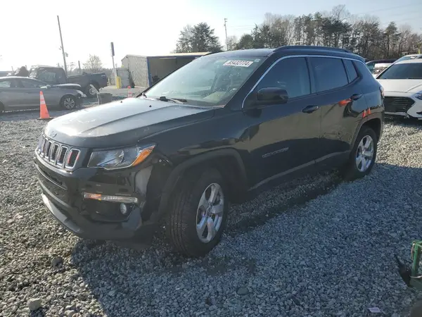 3C4NJDBB9JT418568 2018 JEEP COMPASS - Image 1