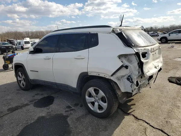 3C4NJDBB9JT435788 2018 JEEP COMPASS - Image 2