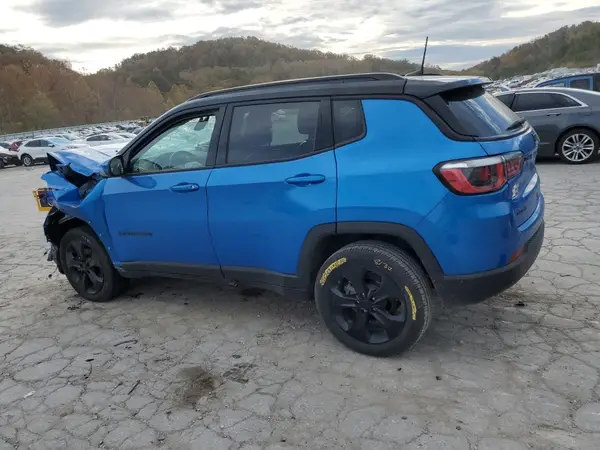3C4NJDBB9JT454874 2018 JEEP COMPASS - Image 2
