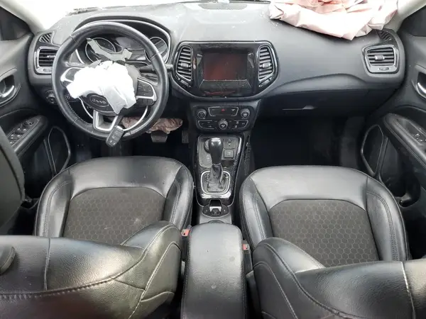 3C4NJDBB9JT454874 2018 JEEP COMPASS - Image 8