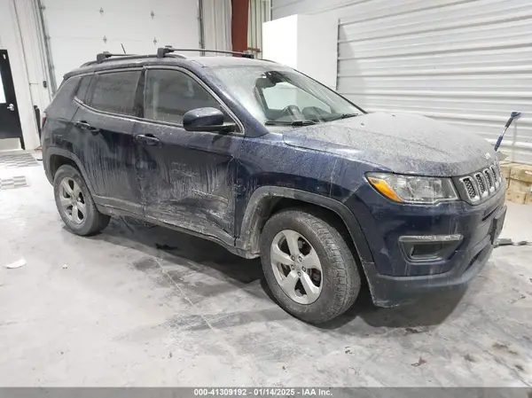 3C4NJDBB9JT480164 2018 JEEP COMPASS - Image 1