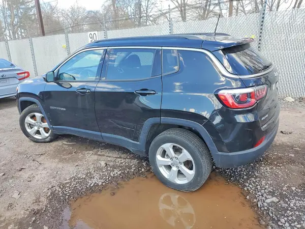 3C4NJDBB9JT484179 2018 JEEP COMPASS - Image 2