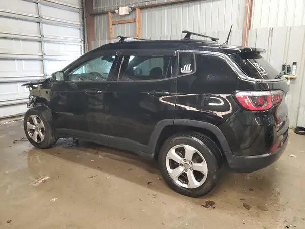3C4NJDBB9JT484750 2018 JEEP COMPASS - Image 2