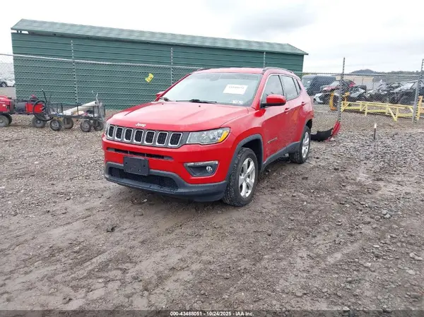 3C4NJDBB9KT597485 2019 JEEP COMPASS - Image 2