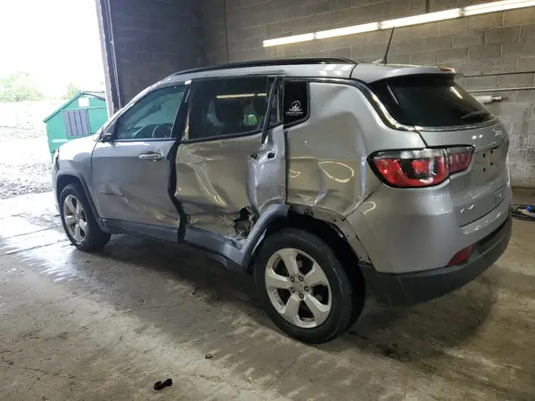 3C4NJDBB9KT601535 2019 JEEP COMPASS - Image 2