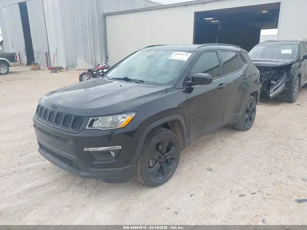 3C4NJDBB9KT623180 2019 JEEP COMPASS - Image 2