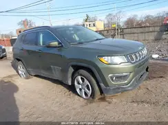 3C4NJDBB9KT647656 2019 JEEP COMPASS