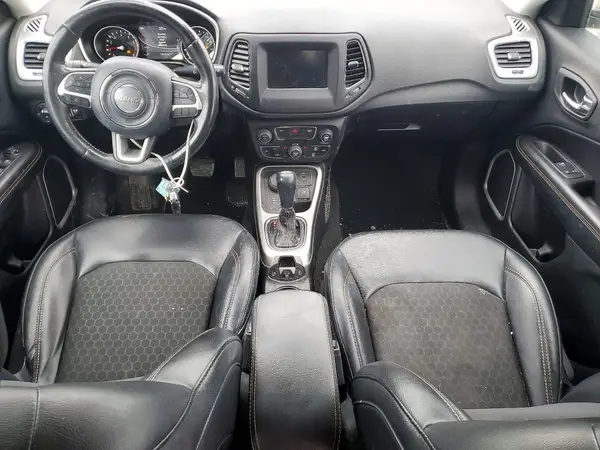 3C4NJDBB9KT651853 2019 JEEP COMPASS - Image 8