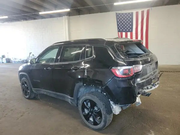 3C4NJDBB9KT652985 2019 JEEP COMPASS - Image 2