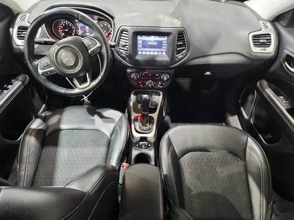 3C4NJDBB9KT656910 2019 JEEP COMPASS - Image 8