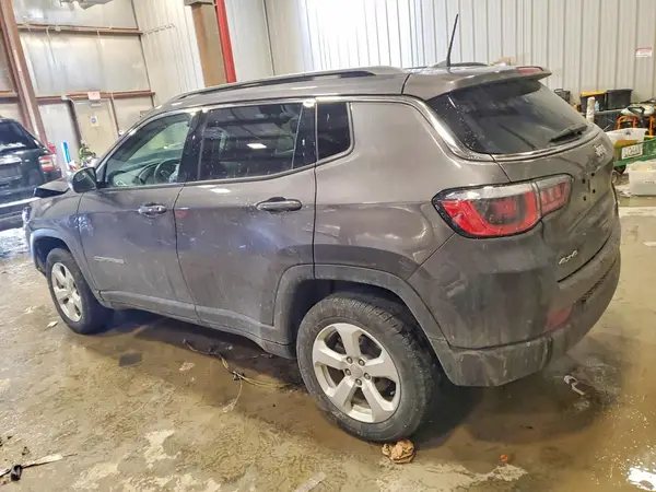 3C4NJDBB9KT657183 2019 JEEP COMPASS - Image 2