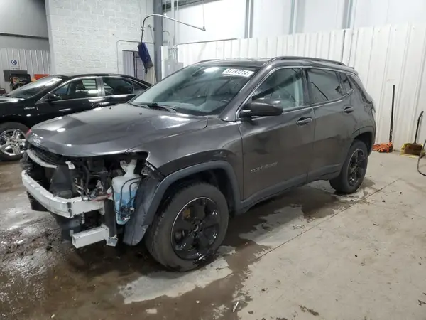 3C4NJDBB9KT659774 2019 JEEP COMPASS - Image 1