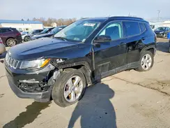 3C4NJDBB9KT660908 2019 JEEP COMPASS