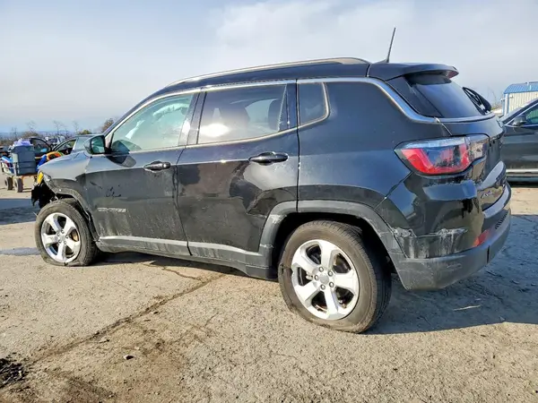 3C4NJDBB9KT660908 2019 JEEP COMPASS - Image 2