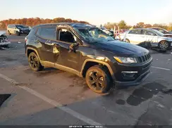 3C4NJDBB9KT665736 2019 JEEP COMPASS