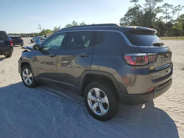 3C4NJDBB9KT665820 2019 JEEP COMPASS - Image 2