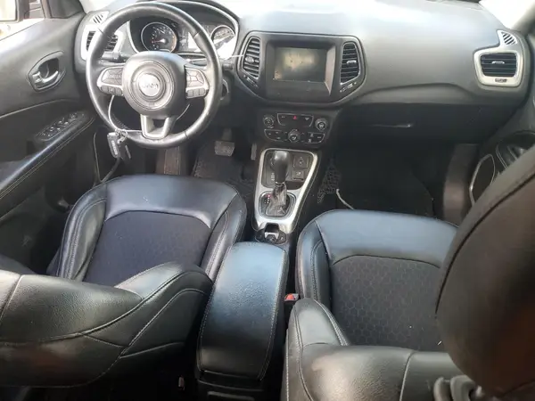 3C4NJDBB9KT670502 2019 JEEP COMPASS - Image 8