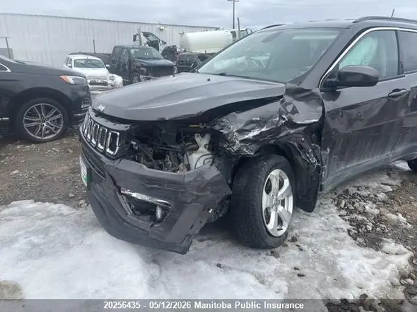 3C4NJDBB9KT679765 2019 JEEP COMPASS - Image 2