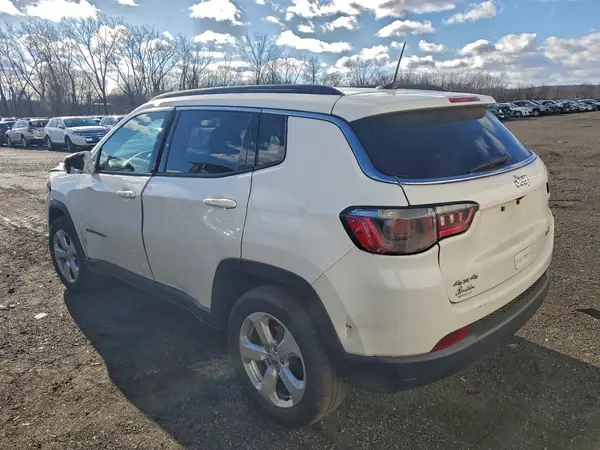 3C4NJDBB9KT690295 2019 JEEP COMPASS - Image 2