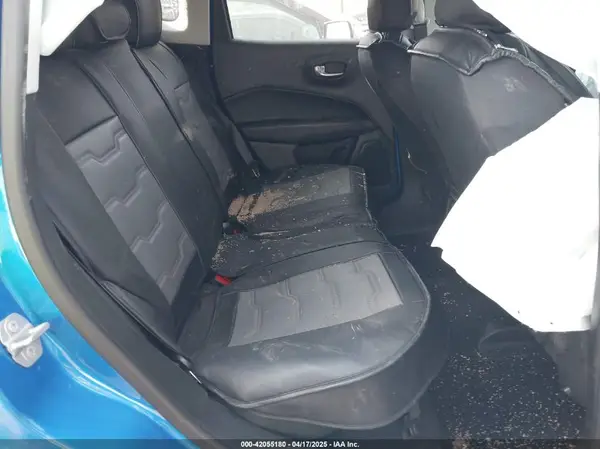 3C4NJDBB9KT713896 2019 JEEP COMPASS - Image 8