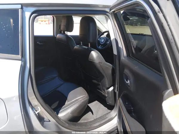 3C4NJDBB9KT729399 2019 JEEP COMPASS - Image 8