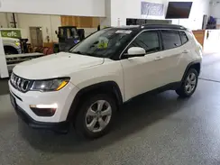 3C4NJDBB9KT729659 2019 JEEP COMPASS