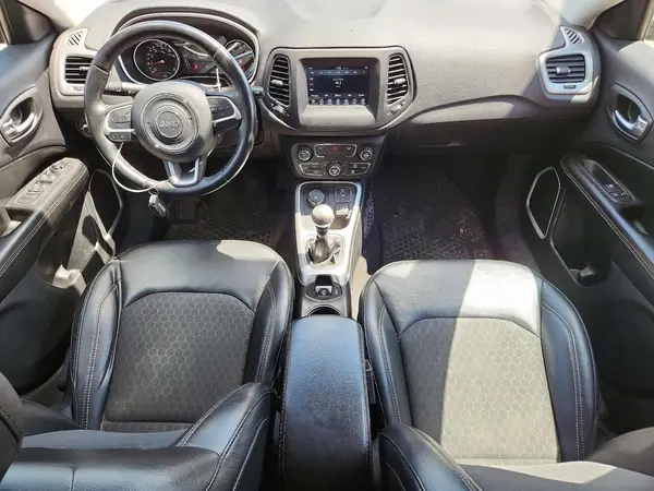 3C4NJDBB9KT772933 2019 JEEP COMPASS - Image 8
