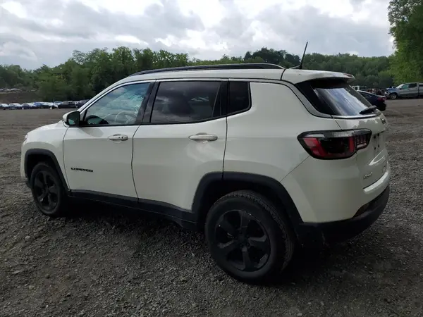 3C4NJDBB9KT776576 2019 JEEP COMPASS - Image 2