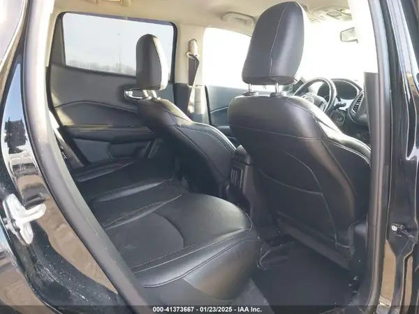 3C4NJDBB9KT792096 2019 JEEP COMPASS - Image 8