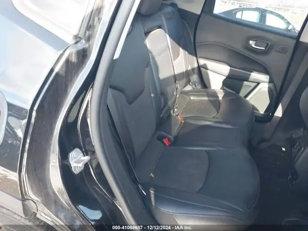 3C4NJDBB9KT794074 2019 JEEP COMPASS - Image 8