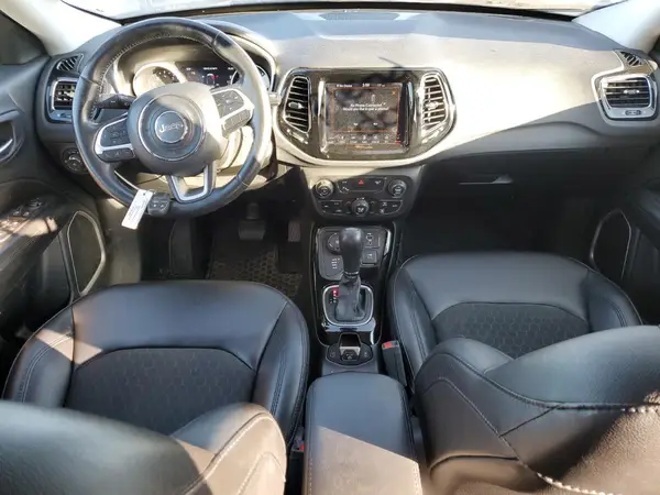 3C4NJDBB9KT806806 2019 JEEP COMPASS - Image 8