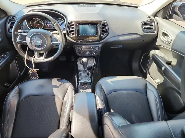 3C4NJDBB9KT818051 2019 JEEP COMPASS - Image 8
