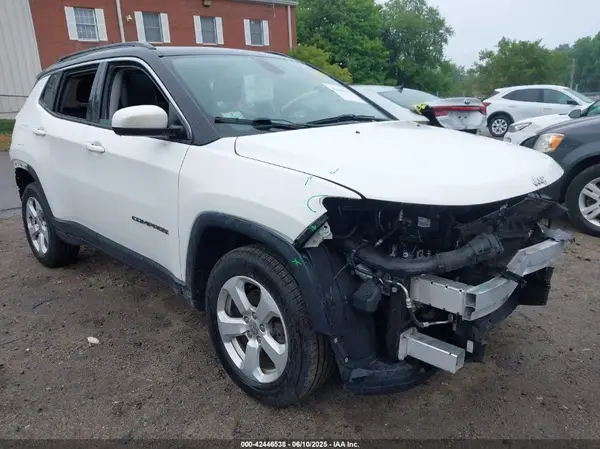 3C4NJDBB9KT834332 2019 JEEP COMPASS - Image 1