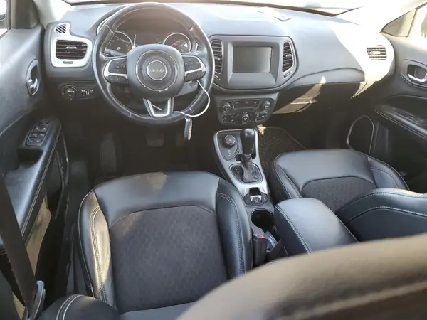 3C4NJDBB9KT834461 2019 JEEP COMPASS - Image 8