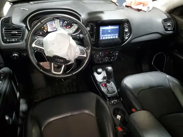 3C4NJDBB9KT839482 2019 JEEP COMPASS - Image 8