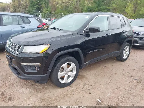 3C4NJDBB9KT849221 2019 JEEP COMPASS - Image 2
