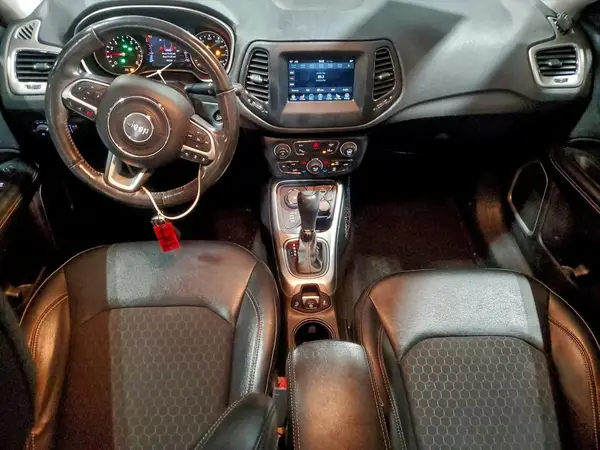 3C4NJDBB9LT131783 2020 JEEP COMPASS - Image 8