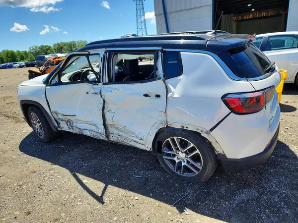 3C4NJDBB9LT139978 2020 JEEP COMPASS - Image 2